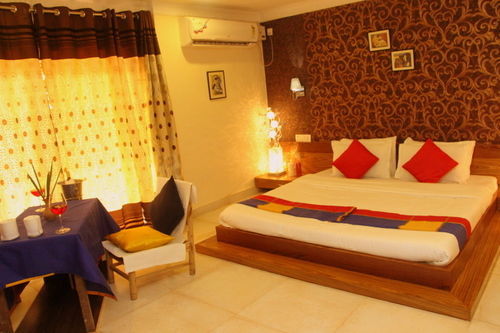 Hotel Paparazzi Baga