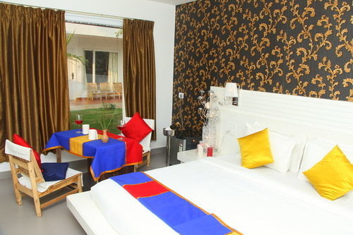 Hotel Paparazzi Baga