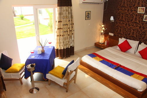 Hotel Paparazzi Baga